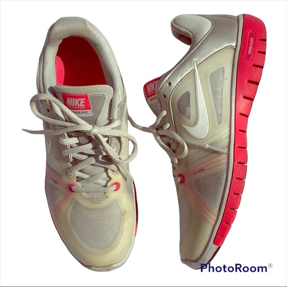 NIKE Training Move Fit Women’s Pink and Silver Athletic Running Sneakers 8.5